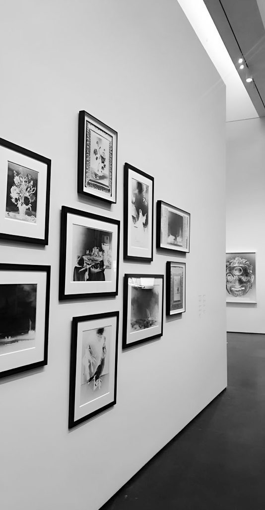 ㅤ

Quiet halls, frozen moments, stories hanging on every wall…
Didn’t think much of it at first,
but somehow I left feeling like I was part of the exhibit too.

𖤣 Seattle, US.

ㅤ