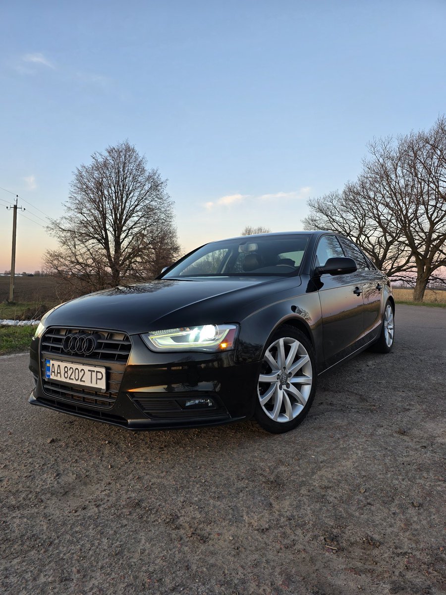 Прийшов час перевірити силу твітера - продаю свою автівку: AUDI A4 B8.5 2.0TFSI 2013 рік
Домашня та доглянута. Всі деталі розповім