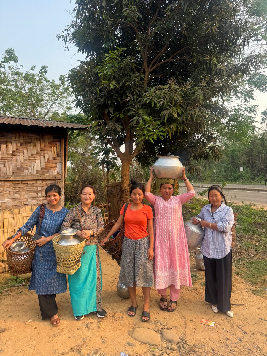 KimHaokipINC's tweet image. Had a wonderful interaction today with the women of P.T. Leiken Kuki village. Truly inspired by their strength, resilience, and warmth. Grateful for the time shared.   #Community #Inspiration