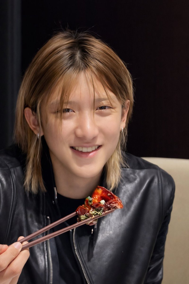 🍑🍑🍑 | PCD until next con tweet media