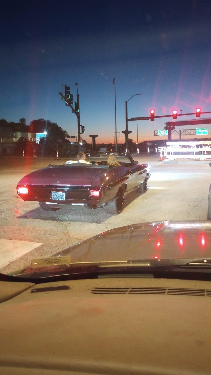 me llamo es... tweet media