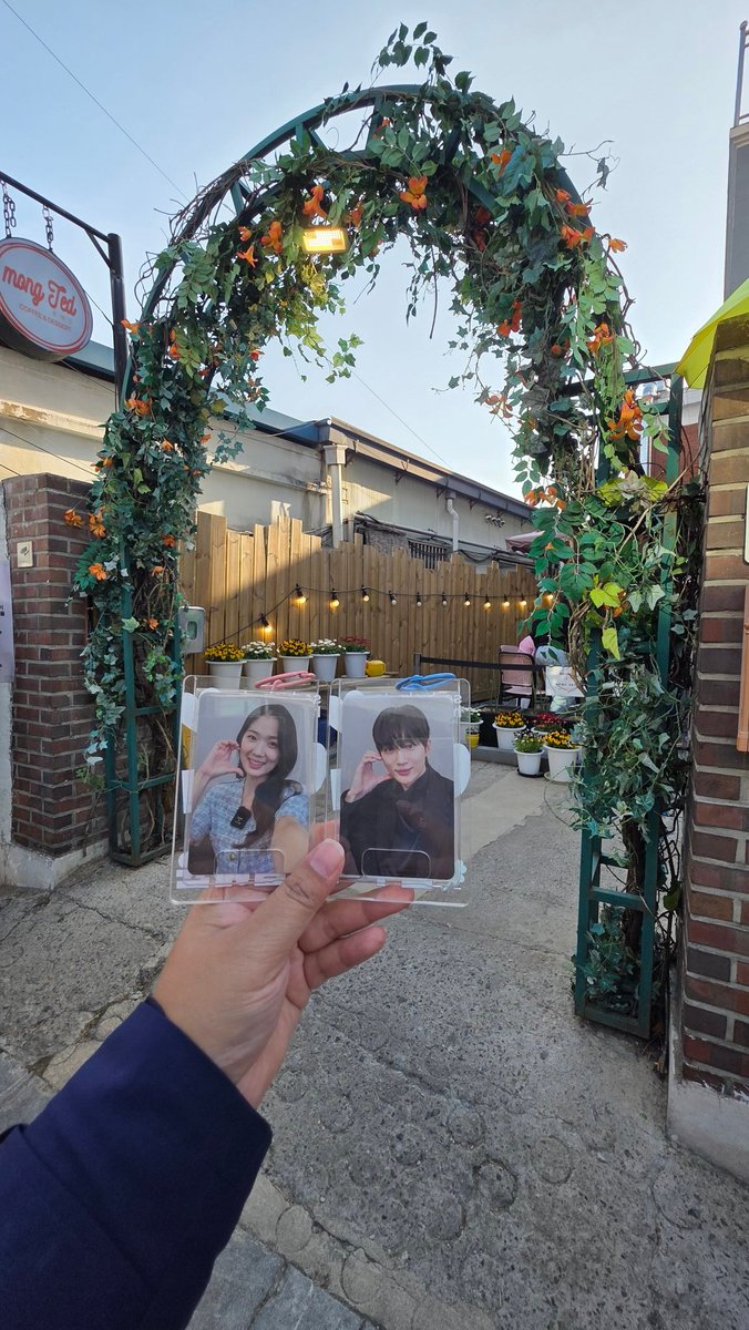 SickaCka tweet media