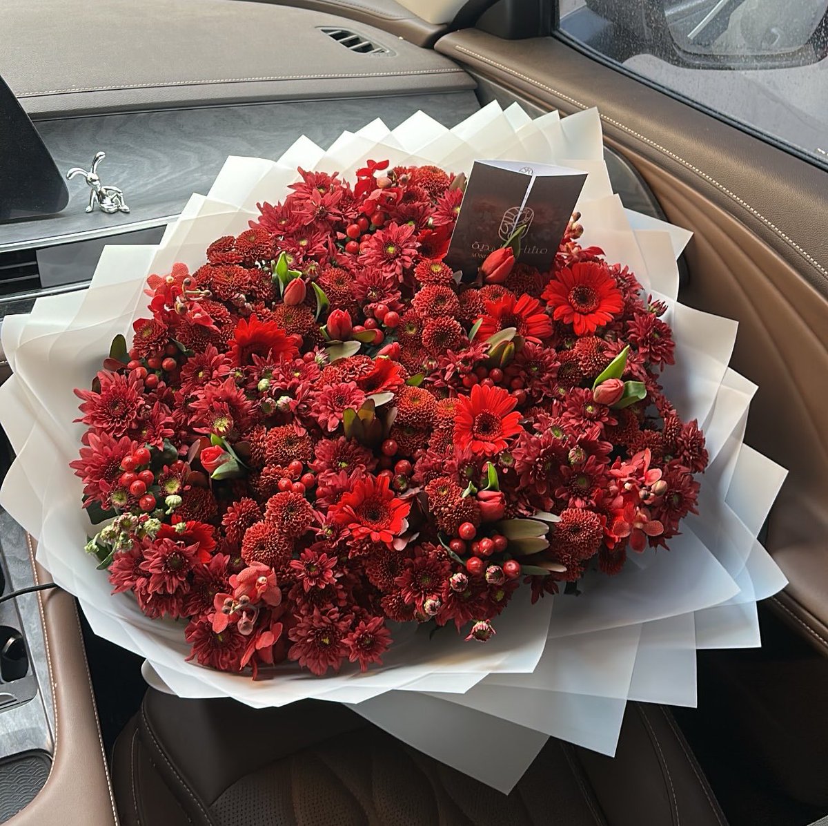 مشاعر الهدية tweet media