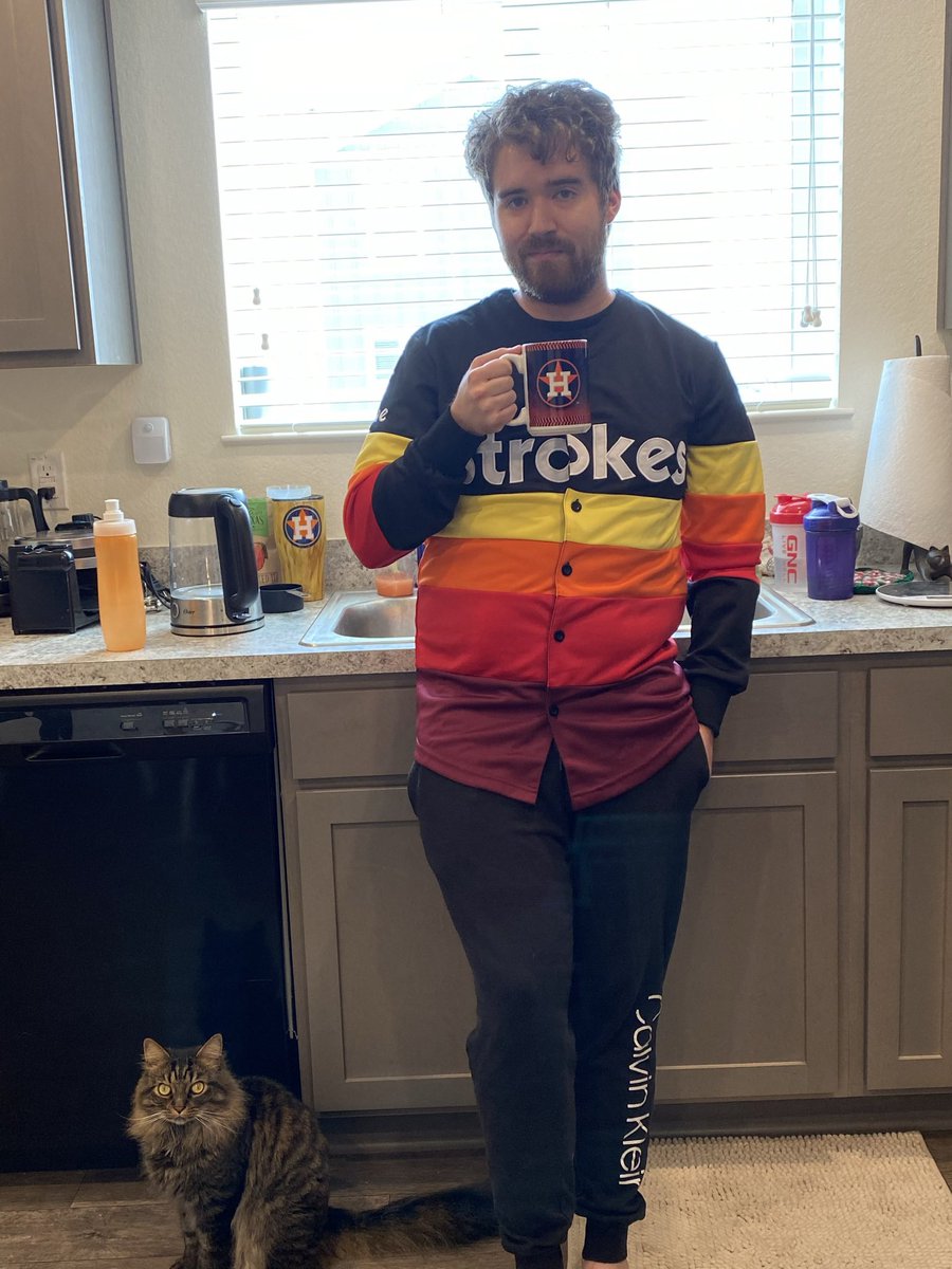 Posting a pic of Nori for every win tweet media