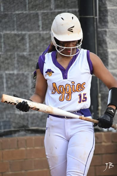 ahsaaradio's tweet photo. AHSAA Region Athlete of the Week presented by Alabama Community College System - #ACCSuccess #WorkInAlabama #makelifebetterinalabama 
Autumn Rocker - Jackson High School Aggies, Jackson, Alabama 
Rocker had an outstanding game in a recent Aggie win over Sweet Water 6-5. She finished with three hits, including the winning hit in the 8th inning. Through 14 games, Rocker has 48 plate appearances, a .500 OBP, 1.663 OPS, 5 home runs, 20 runs scored, 29 RBI's and 8 stolen bases.
Jackson High School Softball
