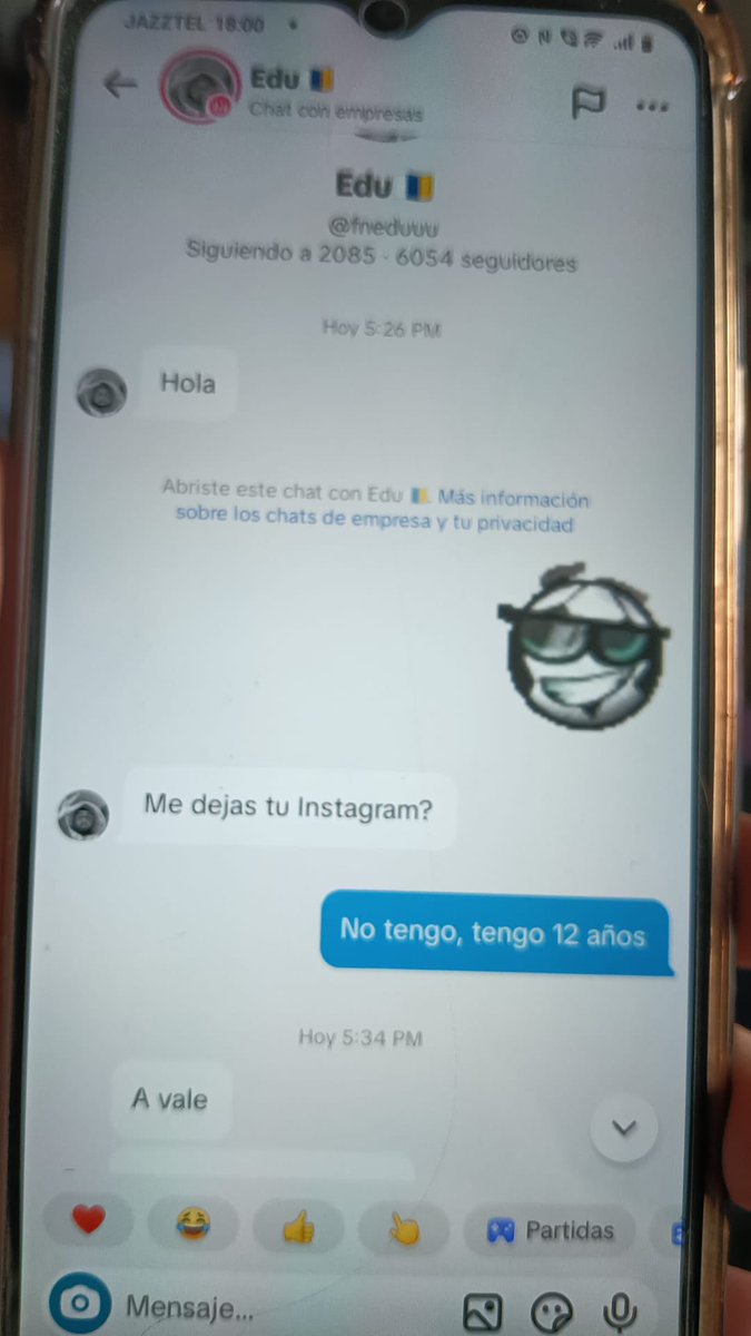 Cambodian Zchiproshjna Janice tweet media