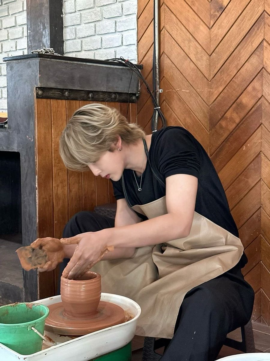 นินิ ໒꒱·゚ tweet media