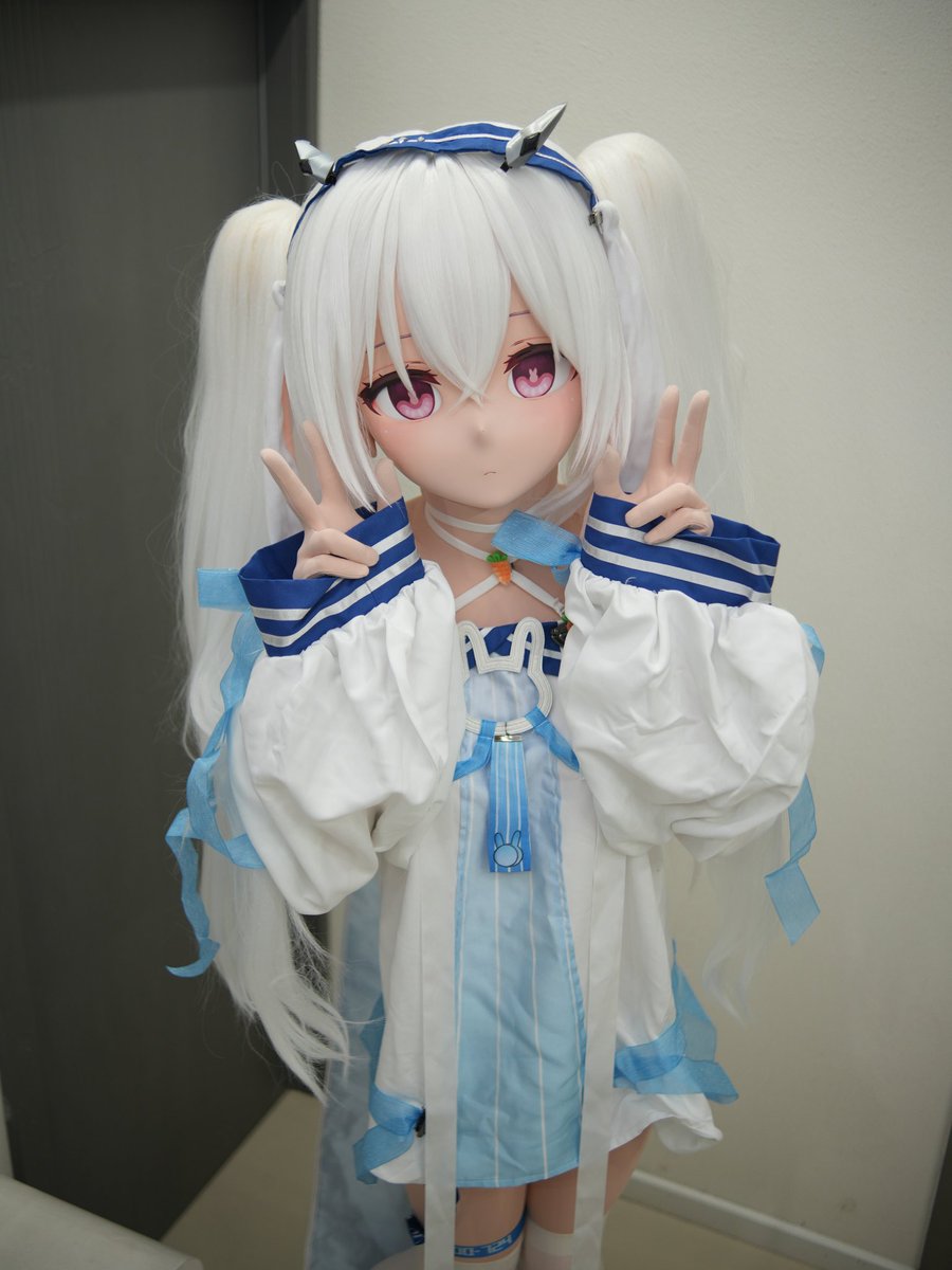 Talkie44's tweet photo. #kigurumi #碧蓝航线 #拉菲 #白丝 https://t.co/YDTWy7VYu3