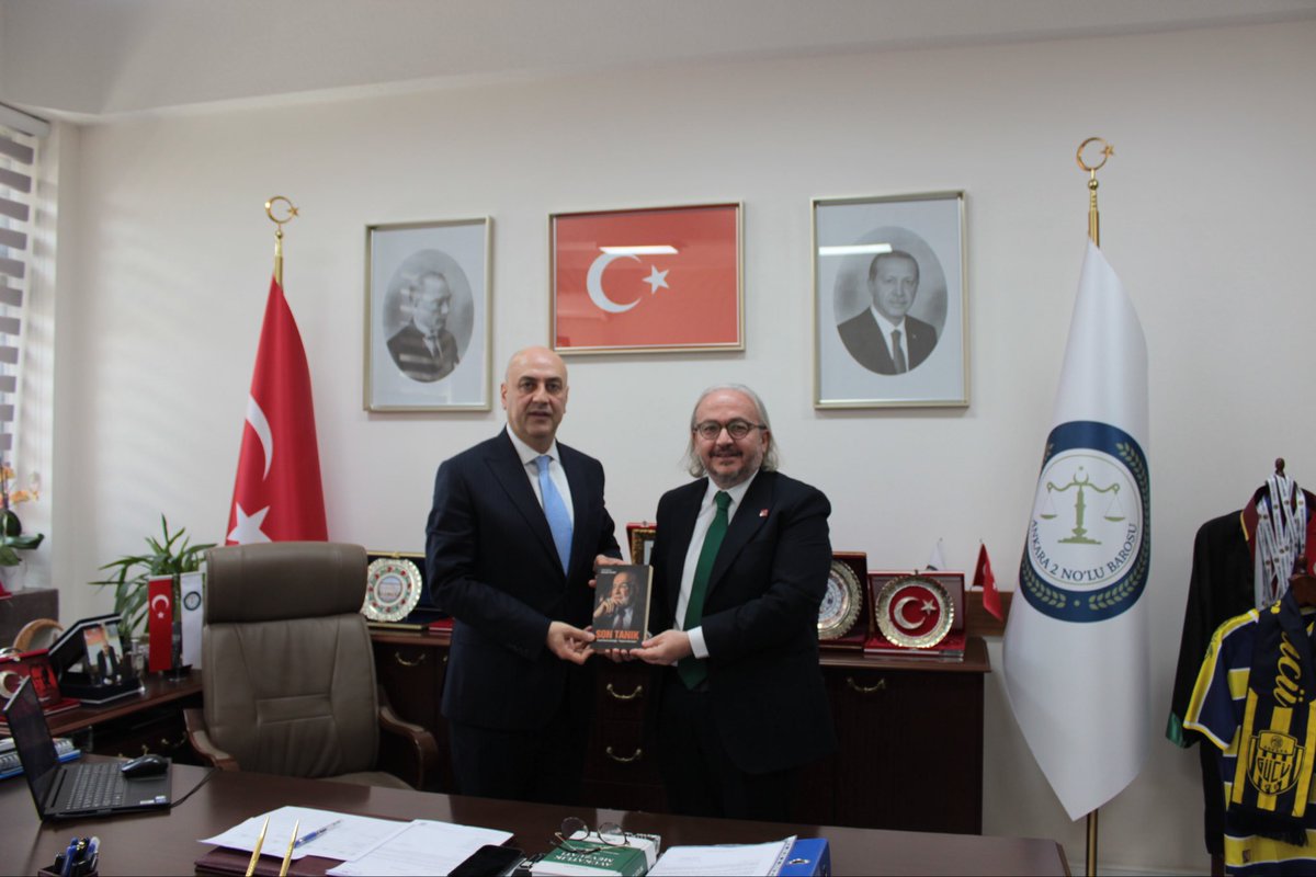 SaadetAnkara_'s tweet photo. 5 Nisan Avukatlar Günü kapsamında İl Başkanımız Av. Ahmet Yazıcı ve Yönetim Kurulu Üyelerimiz, Ankara 2 No’lu Barosu’nu ziyaret ettiler.

Ankara 2 No’lu Barosu Başkanı Av. Gökhan Ağdemir’e nazik kabulleri için teşekkür ediyor, savunma hakkının teminatı olan tüm avukatlarımıza meslek hayatlarında başarılar diliyoruz.