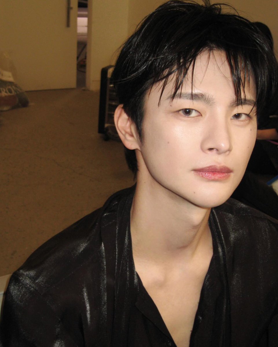 Ai gente! O #SeoInGuk é tão lindo 🤍