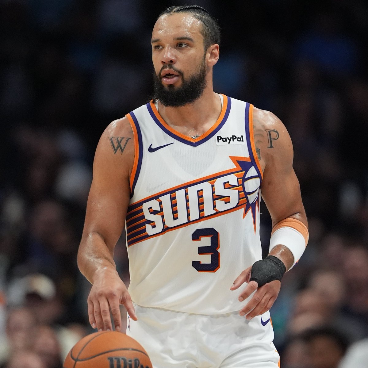 PHNX_Suns's tweet image. NEWS: Dillon Brooks' technical foul from yesterday's game against the Bulls has been rescinded by the NBA.

He's now back down to 17 on the season and WILL NOT face an automatic one-game suspension for tomorrow's game against the Rockets.