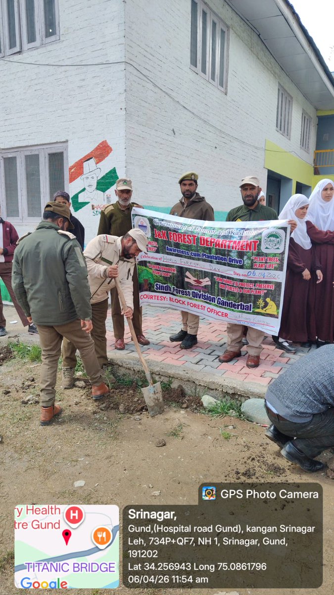 forest_sindh's tweet photo. Today, on 06.04.2026, a successful plantation drive was conducted at Government Higher Secondary School, Gund under the supervision of the Block Forest Officer, Gund, along with field staff,Principal, staff, and students. https://t.co/b1COdbdDIM