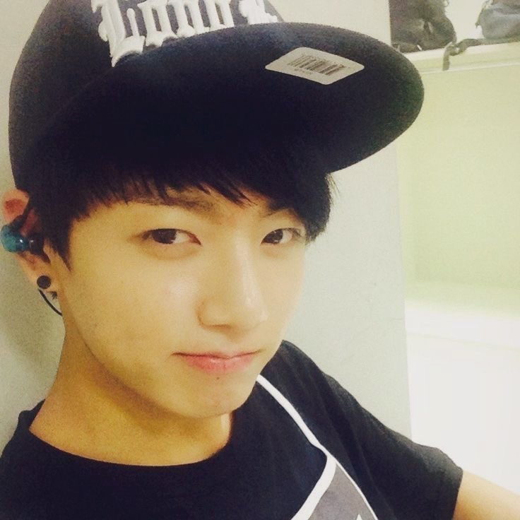 avi ⊙⊝⊜ tweet media