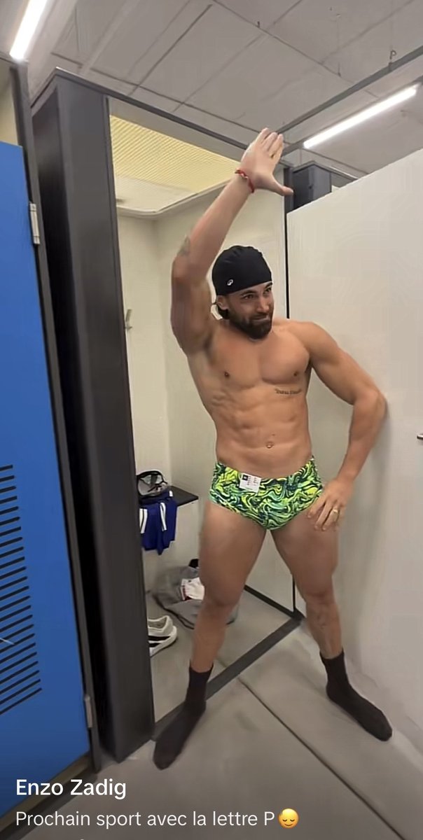 Feet&Bulge tweet media
