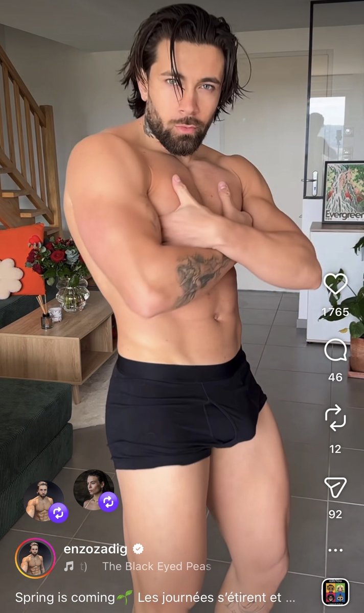 Feet&Bulge tweet media