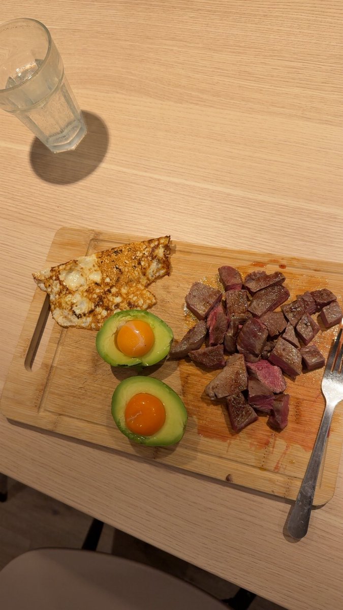 اسامه tweet media