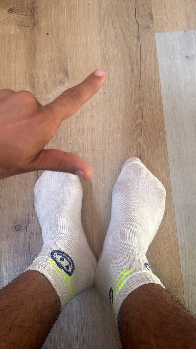 CashmasterMoha2's tweet photo. Amo marroquí de 20 años busca sumisos a los que humillar dominar y joder , si eres pagafantas pelele y buscas que un moro te domine estás de suerte #losser #cashmaster #losser https://t.co/f9OvxQWCJd