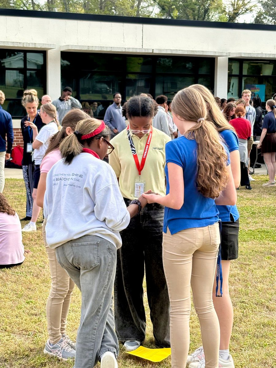 Landmark Christian School tweet media