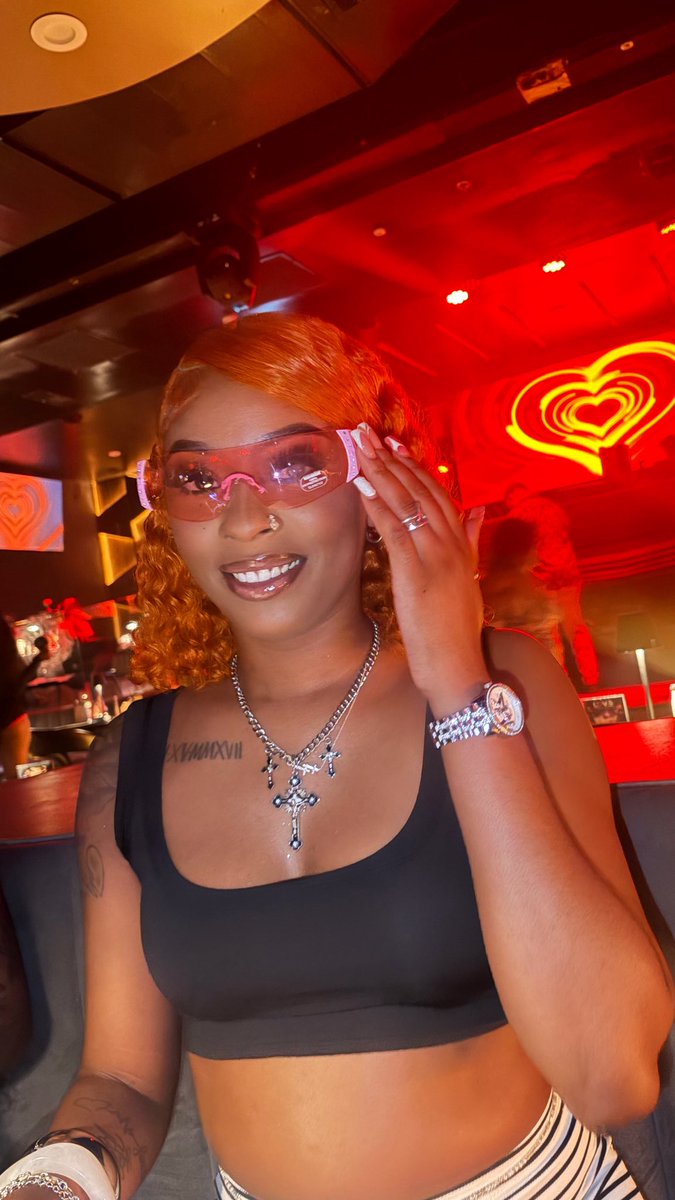 DA BIGGEST 🖕🏽 tweet media