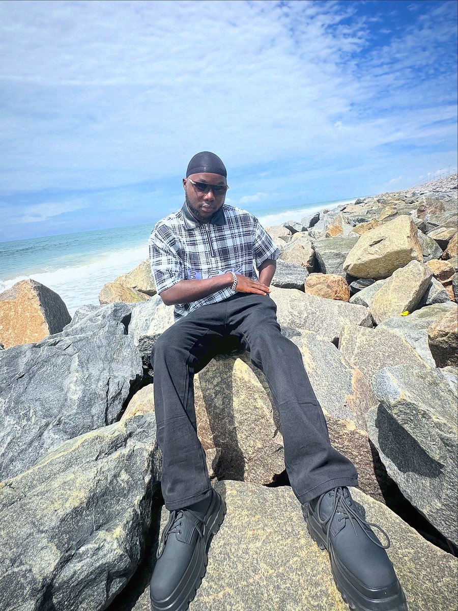Travis_laxy's tweet photo. Thank you Jesus for everything https://t.co/Ma7hDSwAil