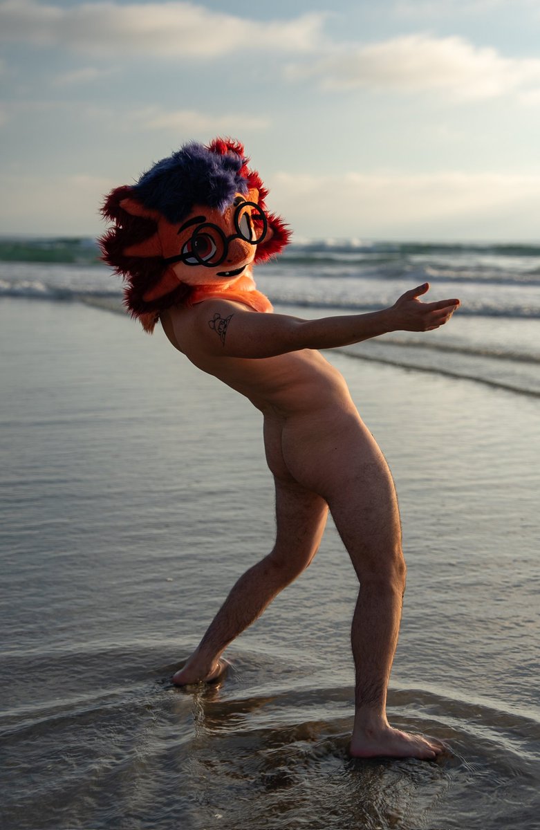 MarzBean's tweet photo. The Creation of Dog 

#fursuit #fursona #nude https://t.co/U9yolwsG13