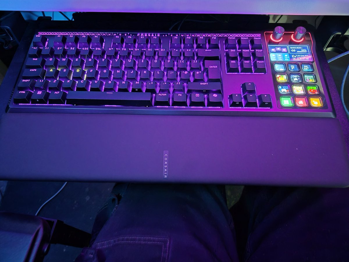 Got the love the <a href="/cosair/">Granville Le</a> gallon100SD  with the integrated <a href="/elgato/">Elgato</a> streamdeck  can not wait to get the <a href="/iconcitycom/">iConCity.com | Elgato Stream Deck & Galleon 100 SD</a> gallon100SD packs installed