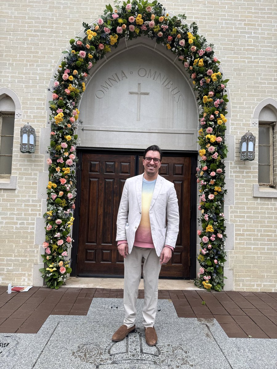 GeoffJChiles's tweet image. #ChristusRex