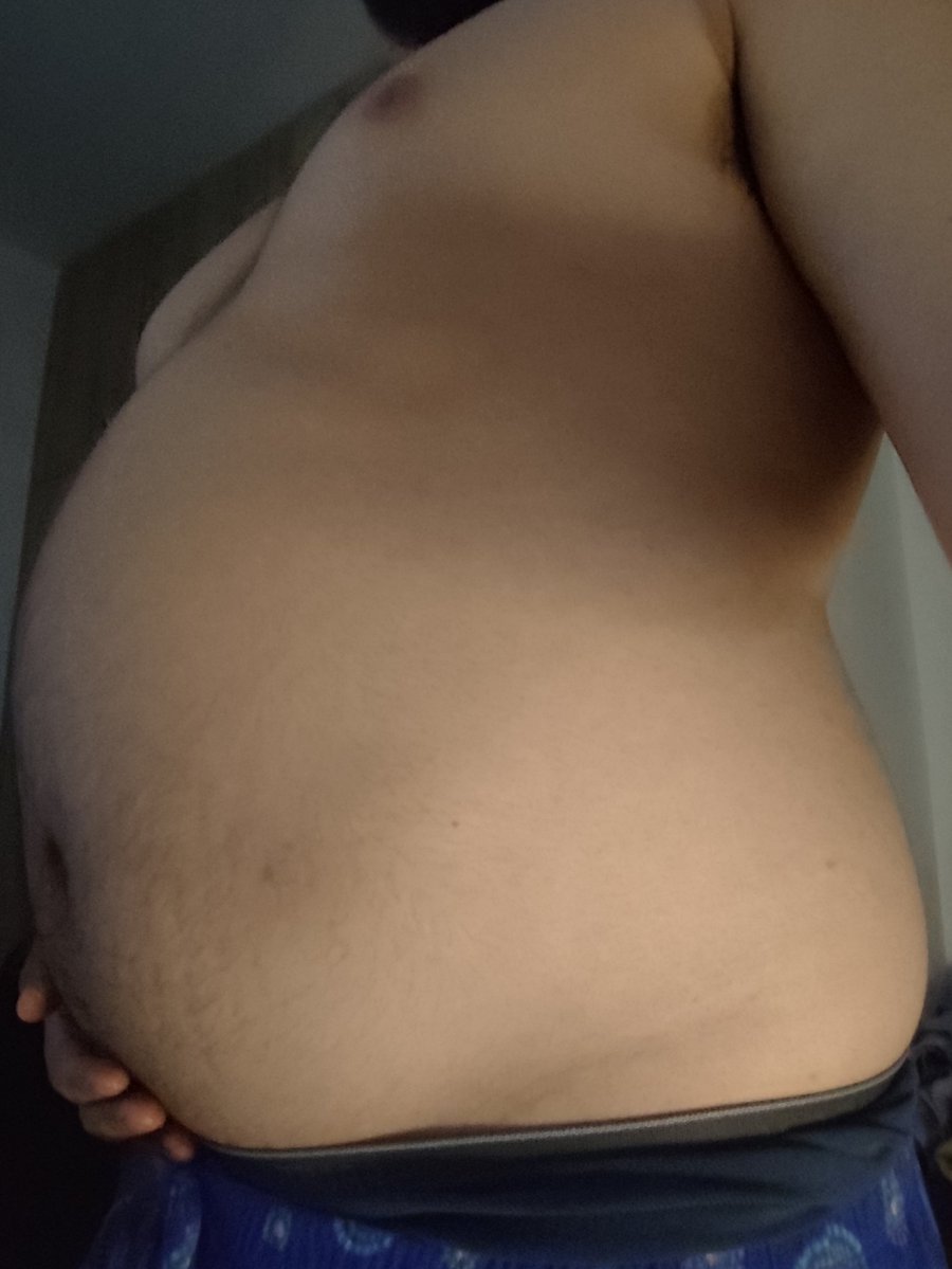 Maxballoon97 tweet media