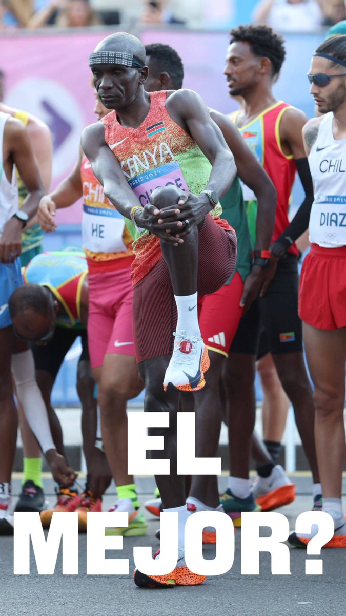 victor3000obst's tweet photo. Es KIPCHOGE el mejor 
Fondista de todos los tiempos? 

5000 - 12’46”
10000 - 26’49”
21k - 59’25”
42k - 2h01’09”

#maraton #kipchoge #42k #running https://t.co/LsBGYnLhgf