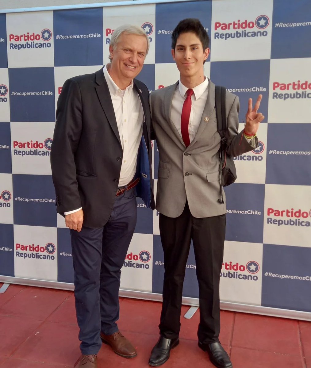 Carlos Navarrete tweet media