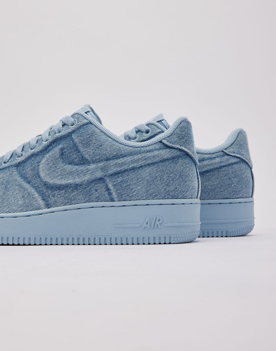 JustFreshKicks tweet media