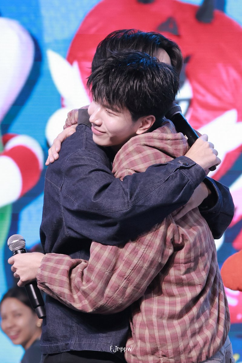 JinF⋆🍀.˚ tweet media