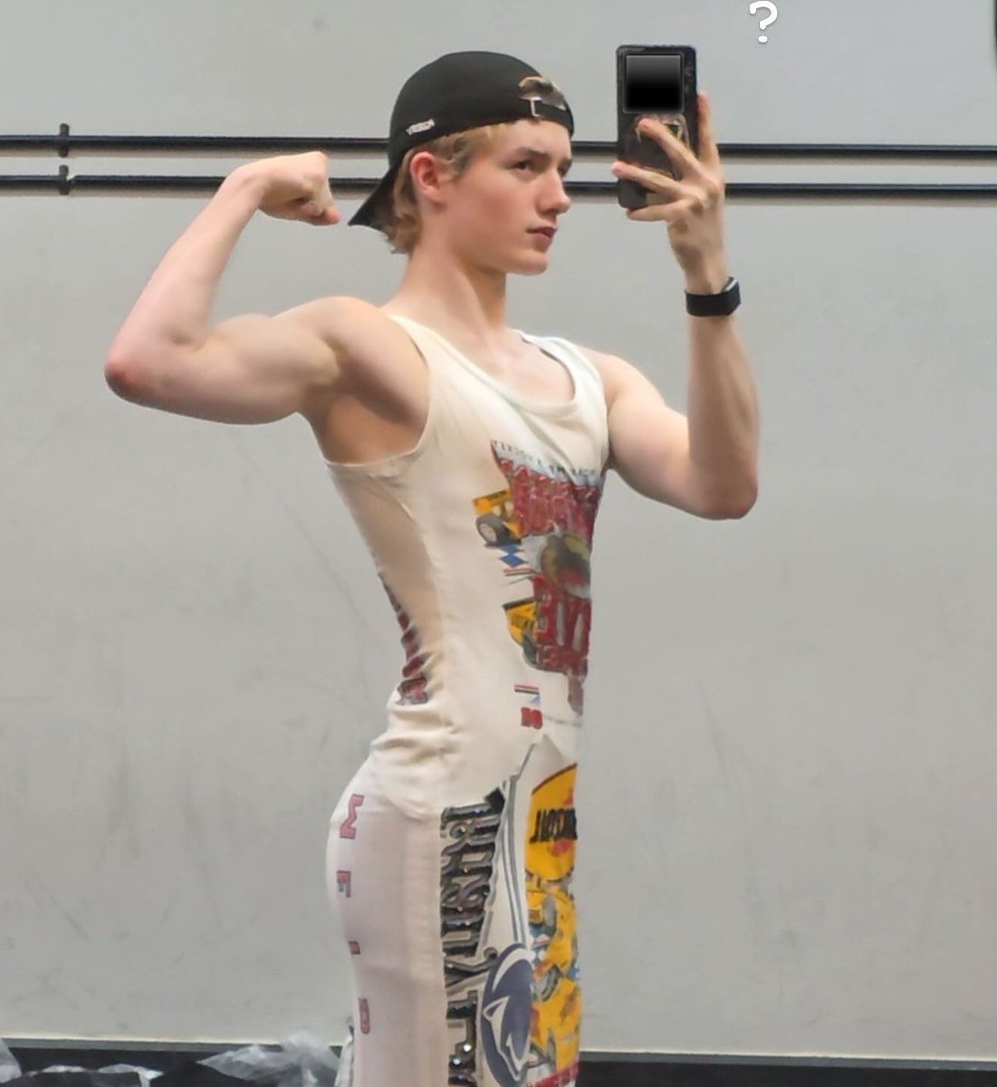 BoysLove Hub tweet media