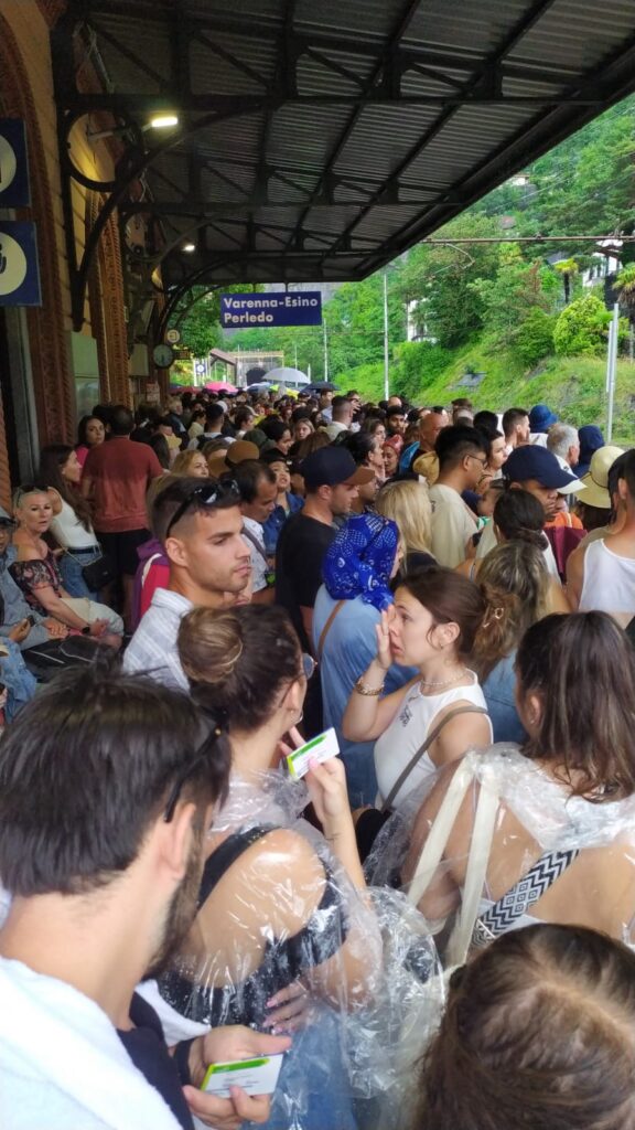 Is4climbing's tweet photo. @Bukaniere Anche qua è pieno di turisti ma non stiamo a fare la gara di chi l'ha più grosso su X https://t.co/owmiAHOE4W