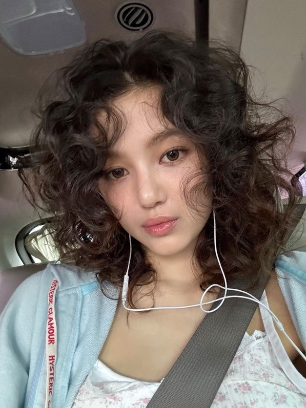 riri ⚢ tweet media