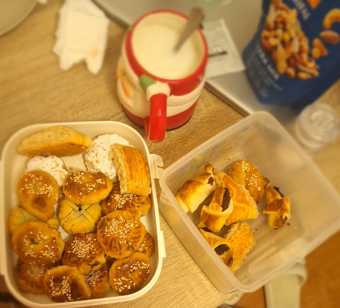 Lilly ( 4.8/20) tweet media