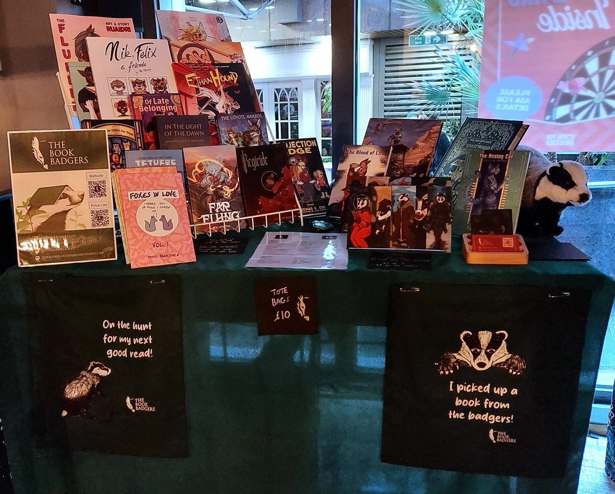 TheBookBadgers's tweet photo. Another fun weekend in London. Bookselling and pizza - a great combination.

Our next in-person event is the big one: Confuzzled!
@cfconvention @CFzDealers

Can't wait that long for your next read? Our full catalogue is available to order online https://t.co/zfNmdaWHcd