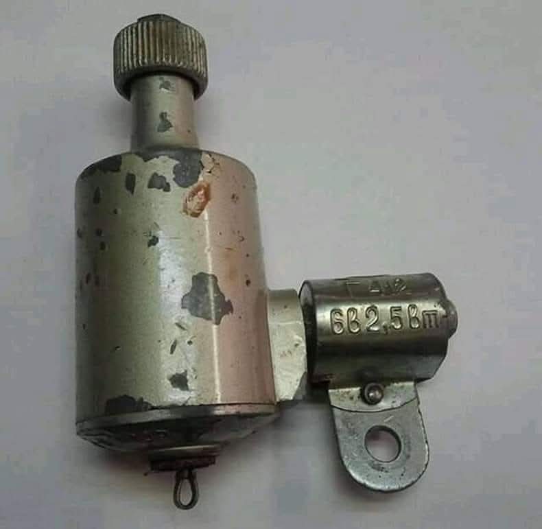 "Блок розжига ксенона из нашей молодости"...