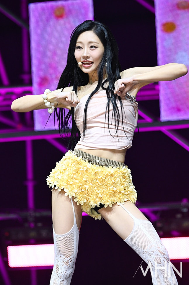 JULIE FRANCE 💋 tweet media