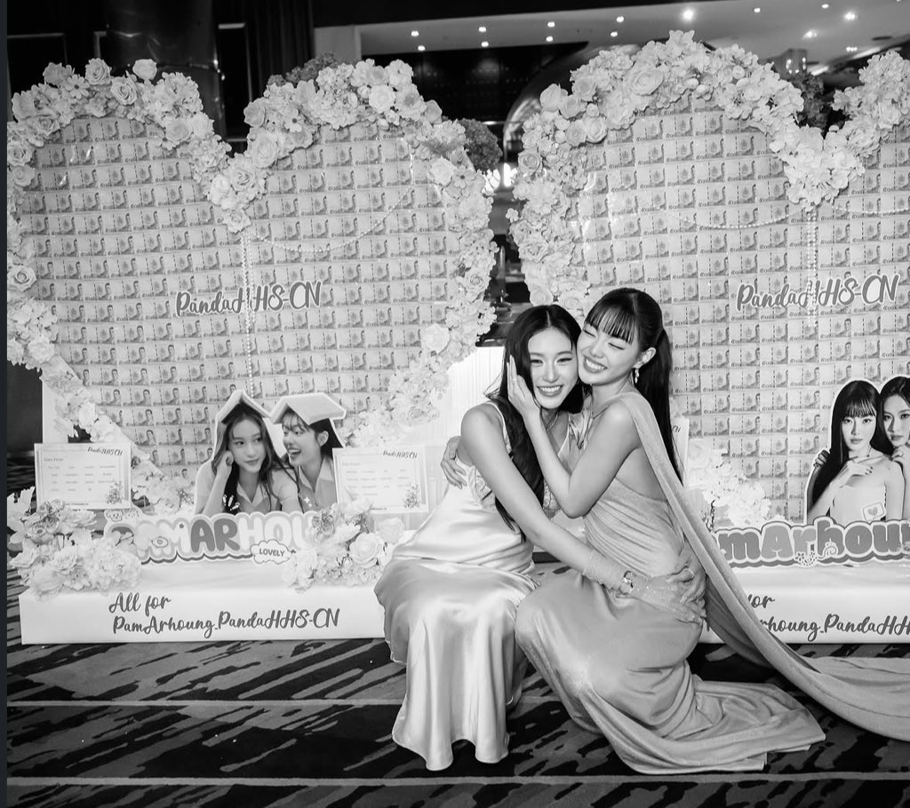 jkrlmsy's tweet photo. I miss them sm how is it possible 😩 
#pamarhoung #arhoungpam #appa #queendomtheseries https://t.co/CXOqMPfEpy