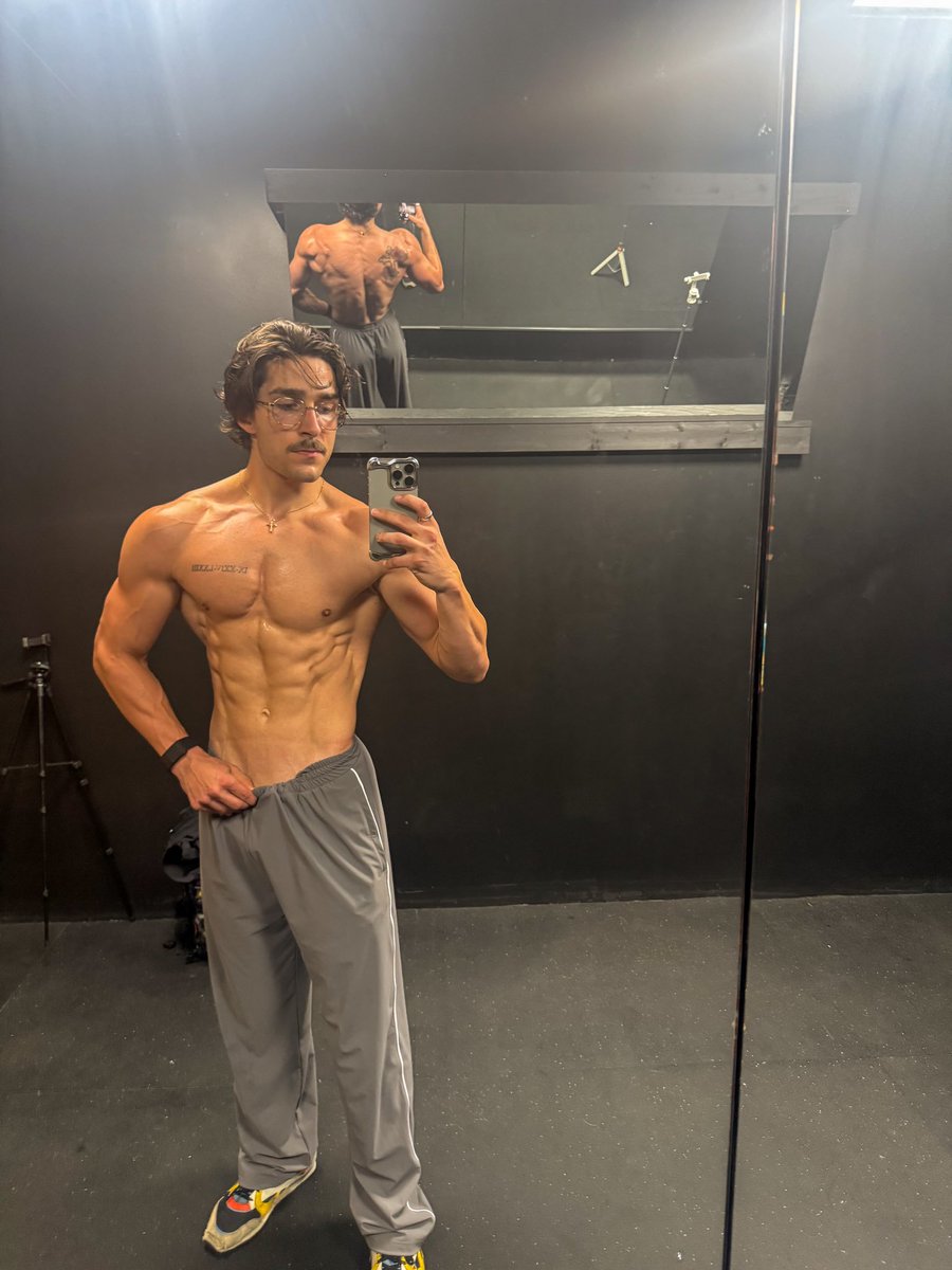 ⚡ K Massi ⚡ tweet media