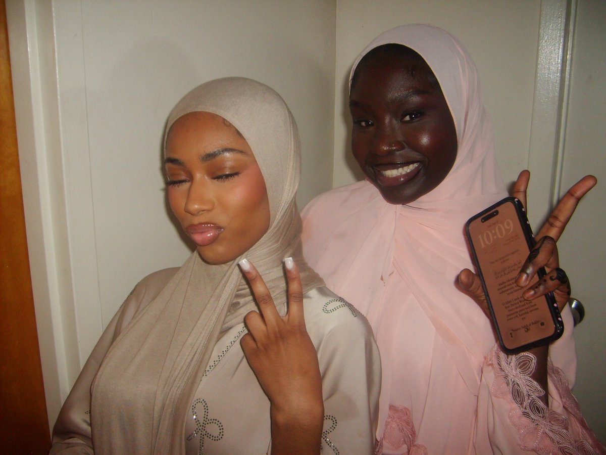 A °❀⋆.ೃ࿔*:･ tweet media