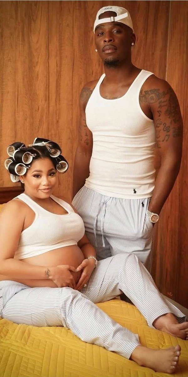 polo_man404's tweet image. 🎈🎈Happy 38th #birthday Gerald Fulton, Jr., who goes by the stage name #HitmanHolla.
▪️ #StLouis-based battle rapper, actor, and former athlete. 
▪️He's a veteran of the SMACK/URL rap circuit and has been a recurring cast member on #MTV's Wild 'N Out since season 6. 
▪️Holla has