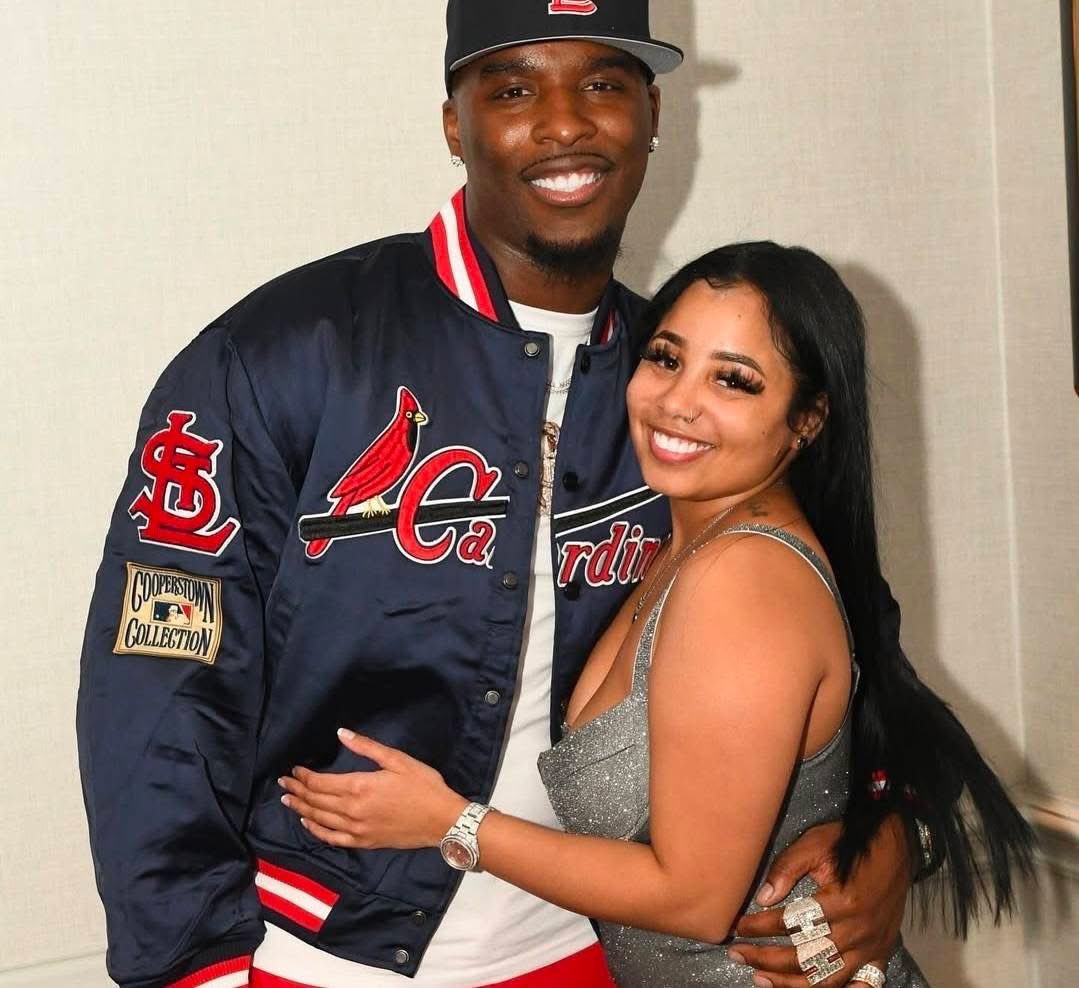 polo_man404's tweet image. 🎈🎈Happy 38th #birthday Gerald Fulton, Jr., who goes by the stage name #HitmanHolla.
▪️ #StLouis-based battle rapper, actor, and former athlete. 
▪️He's a veteran of the SMACK/URL rap circuit and has been a recurring cast member on #MTV's Wild 'N Out since season 6. 
▪️Holla has