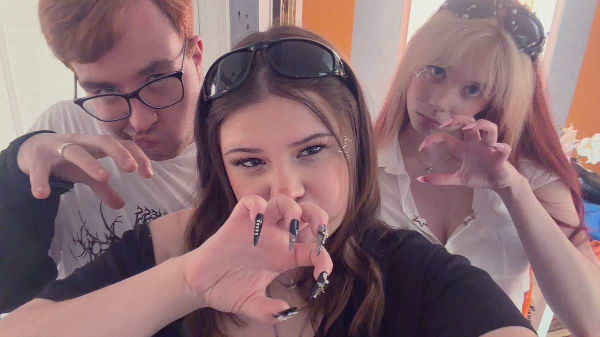 🐈‍⬛ tweet media