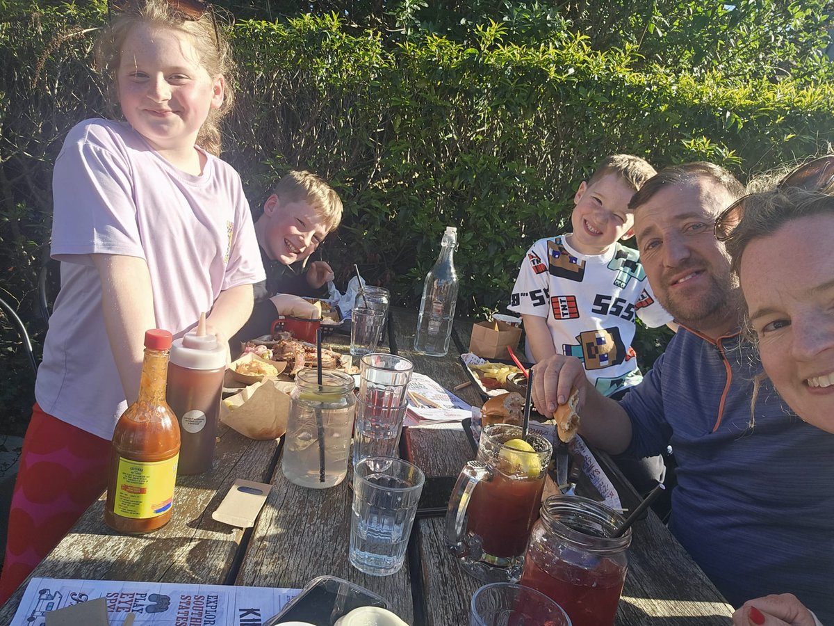 🏴󠁧󠁢󠁷󠁬󠁳󠁿 JONESY BOI GOLF ⛳️ tweet media