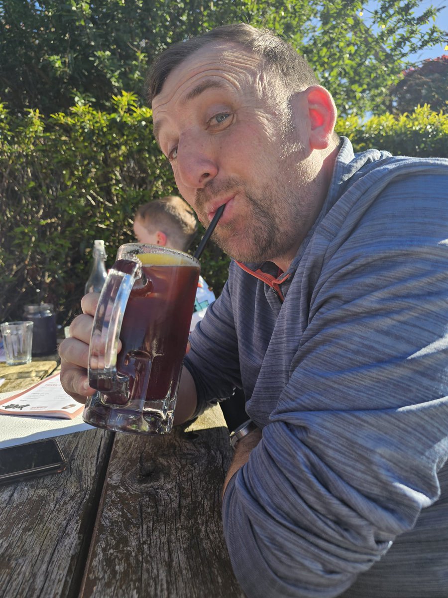 🏴󠁧󠁢󠁷󠁬󠁳󠁿 JONESY BOI GOLF ⛳️ tweet media