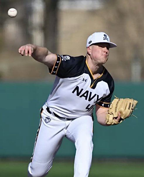 How cool is this! <a href="/NavyBaseball/">Navy Baseball</a> Sr C 1B <a href="/vizquierdo09/">Victor Izquierdo</a> (left) &amp; Jr RHP <a href="/BradyBendik/">Brady Bendik</a> (right) have  been honored by the <a href="/PatriotLeague/">Patriot League</a> after a big weekend for the 2 as the #Mids took 2 of 3 in a series win over <a href="/LehighBaseball/">Lehigh Baseball</a> Izquierdo Player of the Week, Bendik Pitcher of the Week