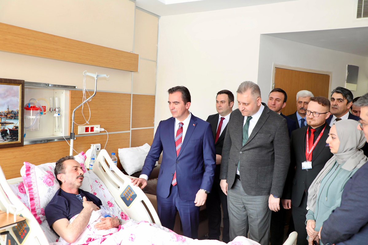 Bitlis Valiliği tweet media