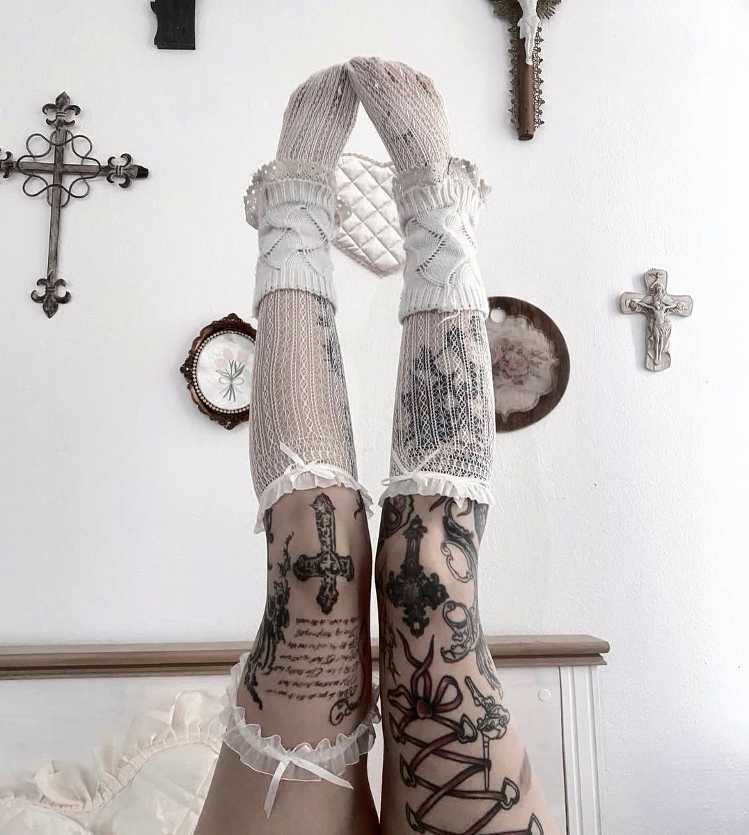 ella ᰔᩚ tweet media